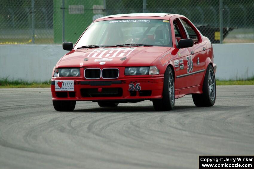 Ambitious But Rubbish Racing BMW 325