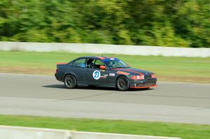 North Loop Motorsports BMW 323is