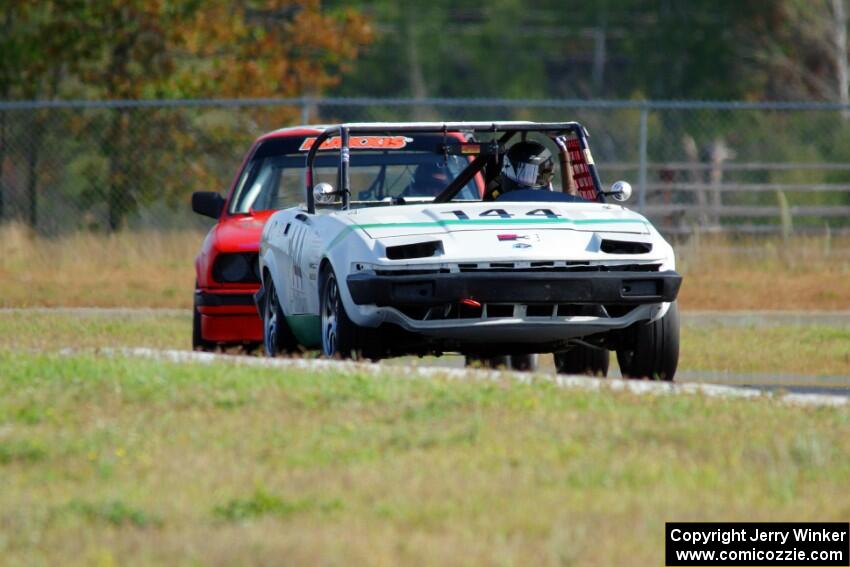 Rat Patrol Triumph TR-7 and E30 Bombers BMW 325i