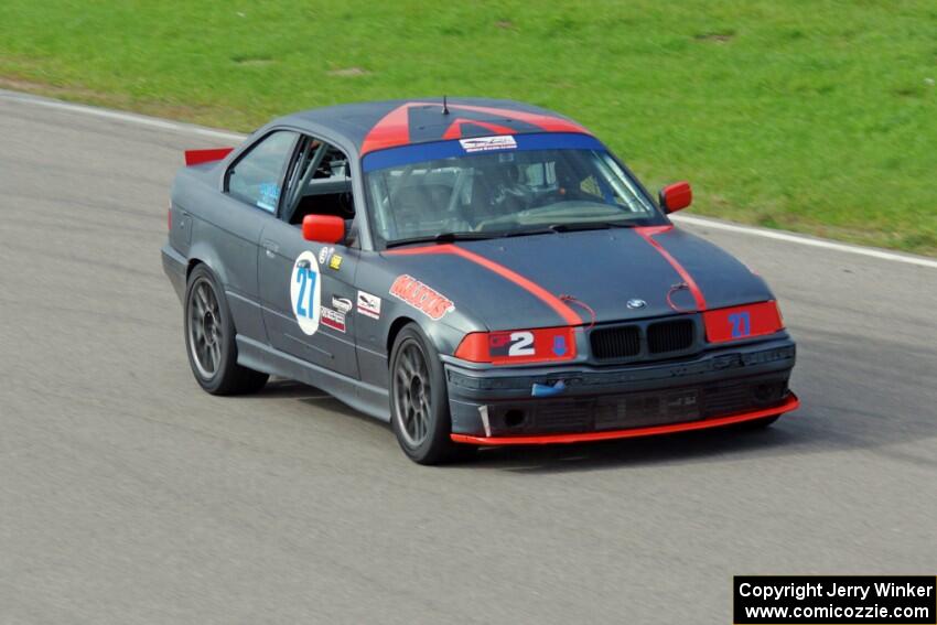 North Loop Motorsports BMW 323is