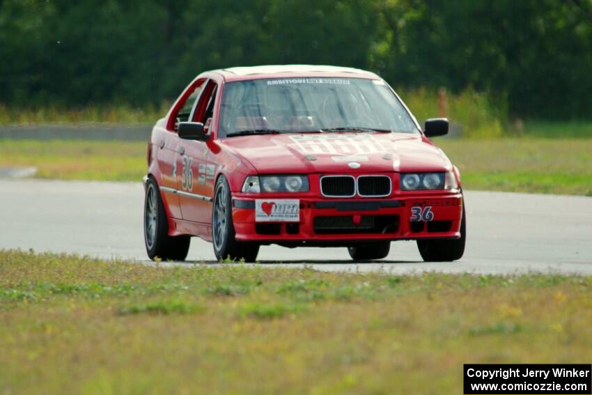 Ambitious But Rubbish Racing BMW 325