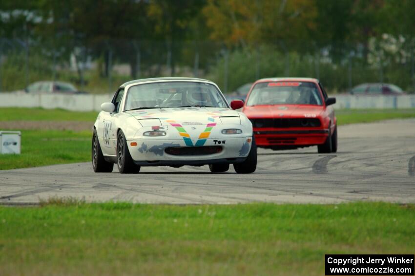 Gensoku Mazda Miata and E30 Bombers BMW 325i