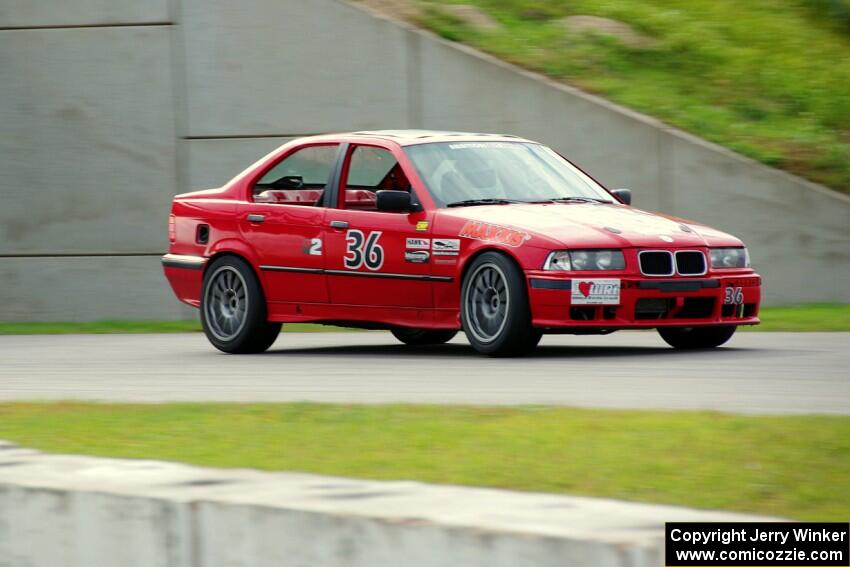 Ambitious But Rubbish Racing BMW 325