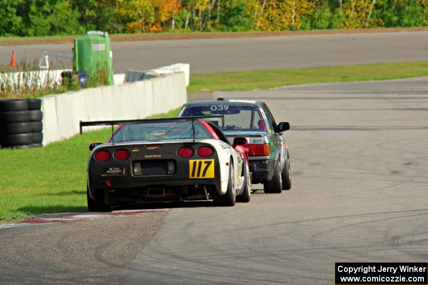Braunschweig Chevy Corvette chases SD Faces BMW 325is