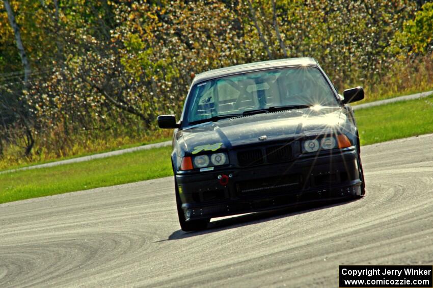 Noobman Racing BMW 325is