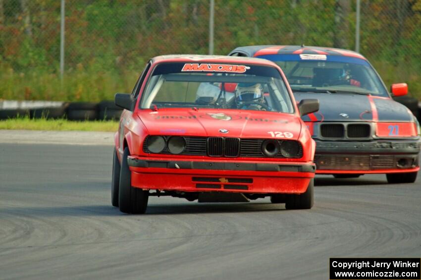 E30 Bombers BMW 325i and North Loop Motorsports BMW 323is