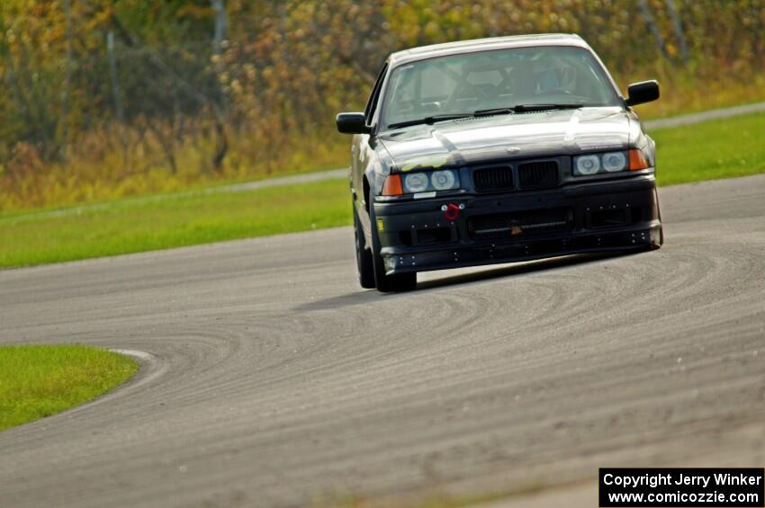 Noobman Racing BMW 325is