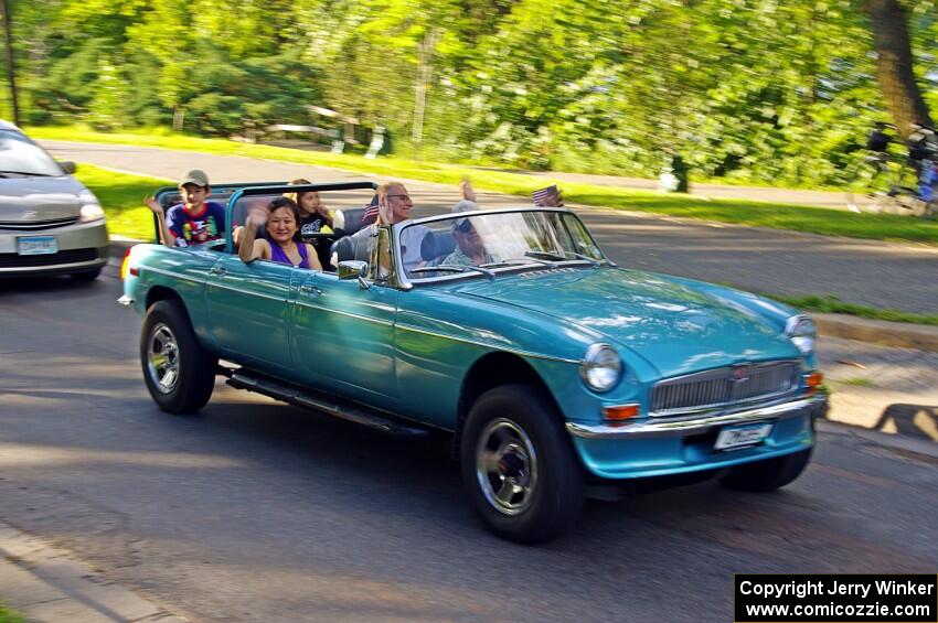 ArtCar 2 - MGB Stretch Limo