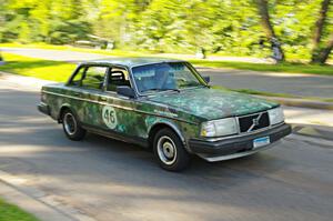 ArtCar 10 - Volvo 240