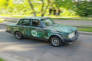 ArtCar 10 - Volvo 240