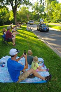 A family awaits ArtCar 19 - Toyota Corolla