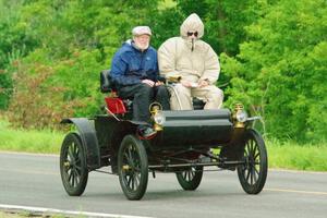 Gil Fitzhugh's 1904 Oldsmobile