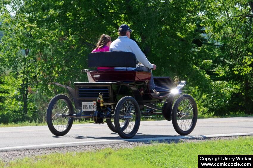 Dave Shadduck's 1902 Oldsmobile