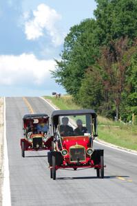 Gavin Mutton's 1911 Maxwell and Floyd Jaehnert's 1908 Ford