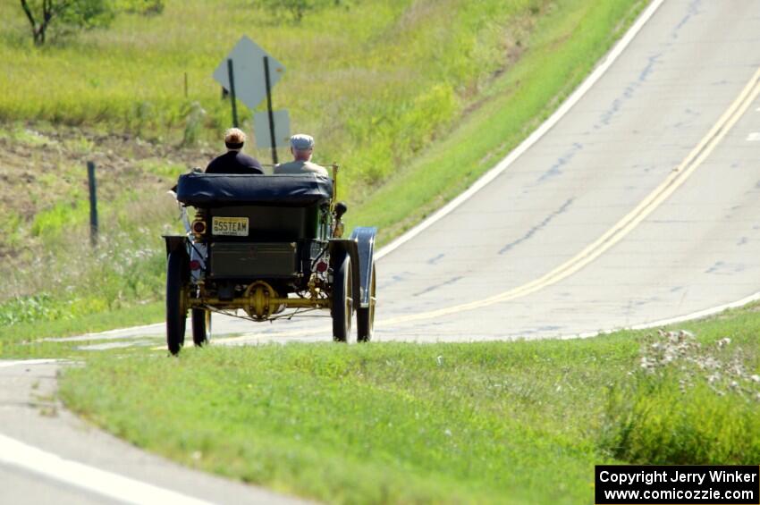 Gil Fitzhugh's 1907 Stanley Steamer