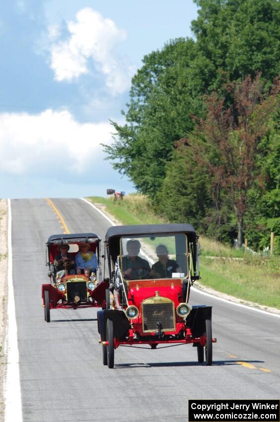 Gavin Mutton's 1911 Maxwell and Floyd Jaehnert's 1908 Ford