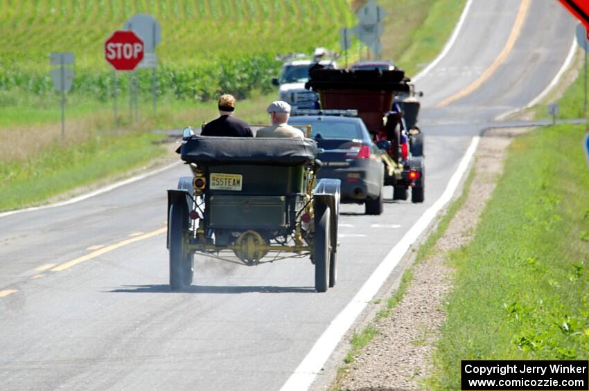 Gil Fitzhugh's 1907 Stanley Steamer