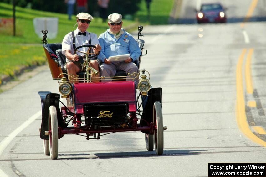 Rick Lindner's 1903 Ford