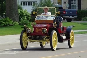 Gene Grengs' 1910 Stanley Steamer