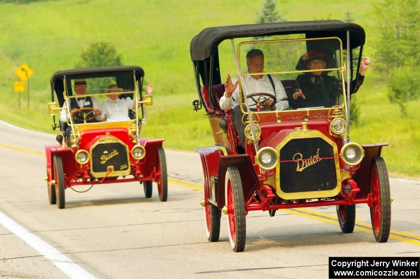 Tom van Meeteren's 1910 Buick and Walter Burton's 1910 Buick