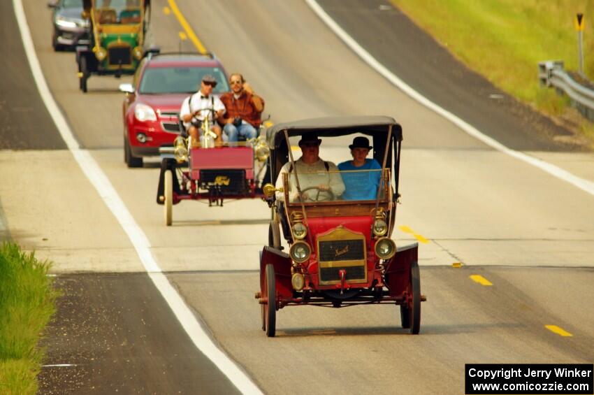 Eric Hylen's 1908 Maxwell and Rick Lindner's 1903 Ford