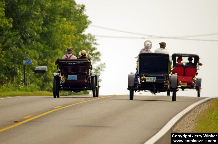 Jim Laumeyer's 1910 Maxwell, Peter McIntyre's 1906 Cadillac and Steve Boyd's 1910 Brush