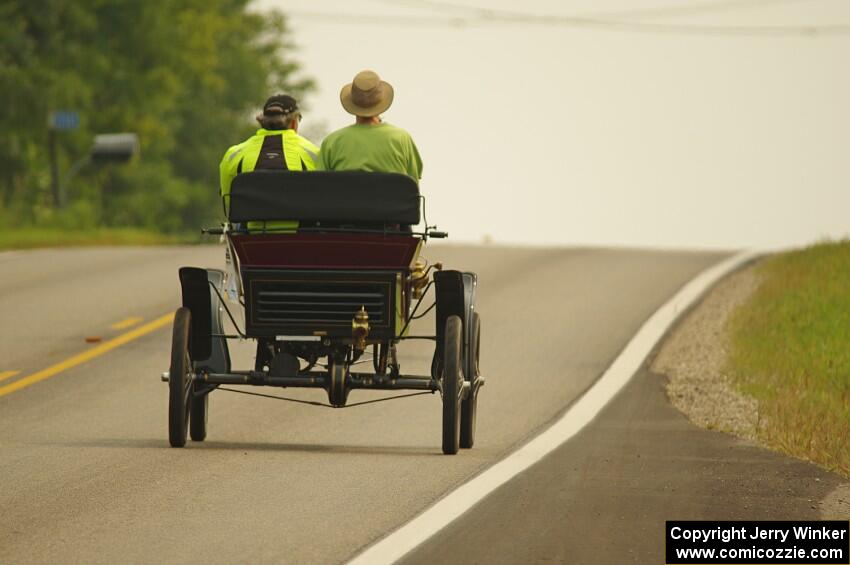 Tim Wiggins' 1903 Oldsmobile