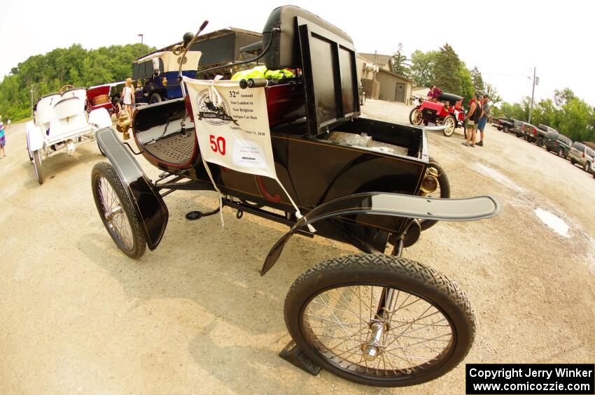 Tim Wiggins' 1903 Oldsmobile