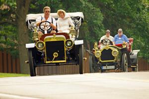 Hugo Vermeulen's 1907 Ford and Michael Hoegl's 1907 Darracq