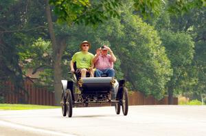 Tim Wiggins' 1903 Oldsmobile