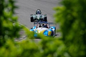 Jose Borrero's P2 Radical SR3 and Steve Jondal's Red Devil JS14 Formula 500