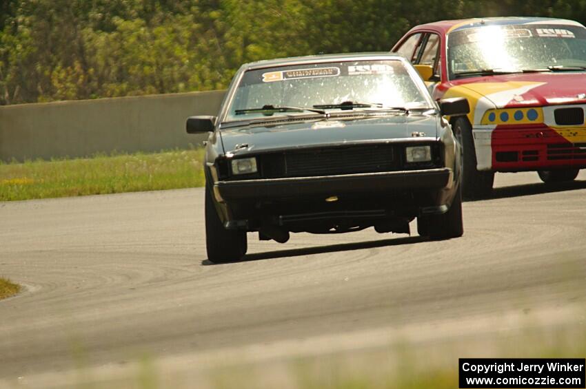 Ellis Racing VW Scirocco and Dirty Side Down Racing BMW 325i