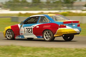 Dirty Side Down Racing BMW 325i