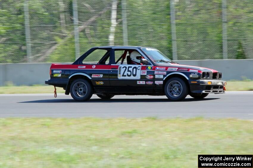 Locked Out Racing BMW 325is