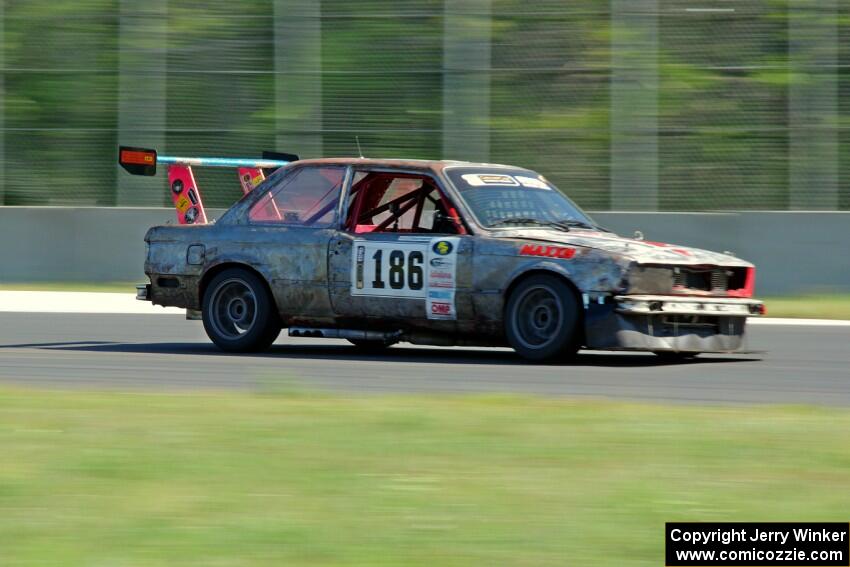 Crank Yankers Racing BMW 325i