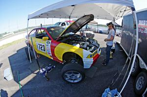 Dirty Side Down Racing BMW 325i