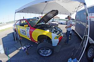 Dirty Side Down Racing BMW 325i