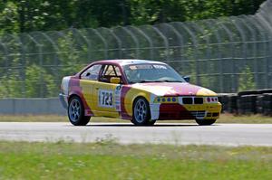 Dirty Side Down Racing BMW 325i