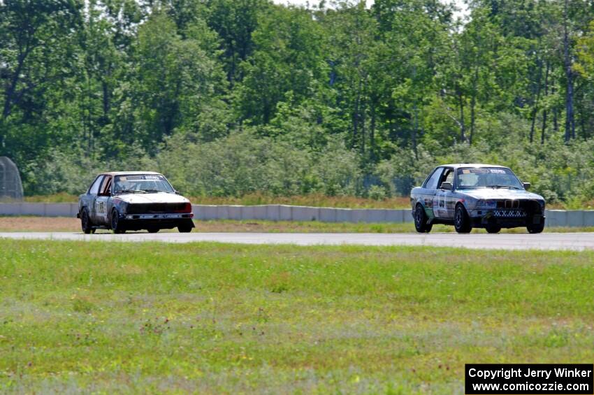 Chump Faces BMW 325is and Crank Yankers Racing BMW 325i