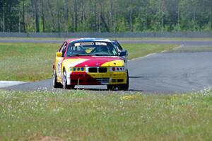 Dirty Side Down Racing BMW 325i