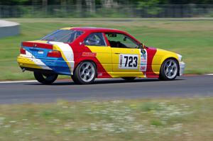 Dirty Side Down Racing BMW 325i