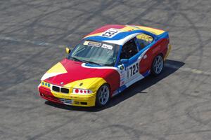 Dirty Side Down Racing BMW 325i