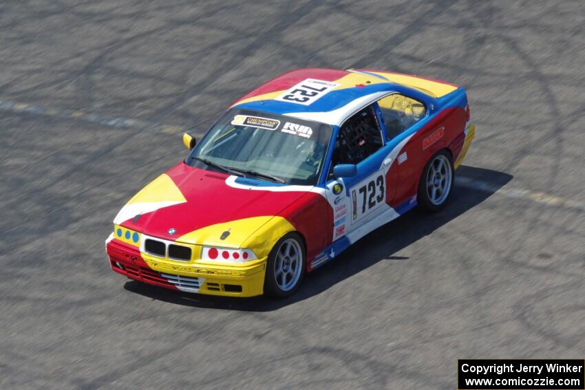 Dirty Side Down Racing BMW 325i