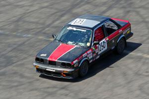 Locked Out Racing BMW 325is