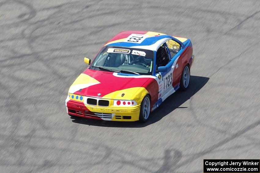 Dirty Side Down Racing BMW 325i