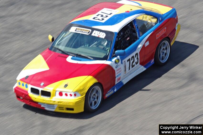 Dirty Side Down Racing BMW 325i