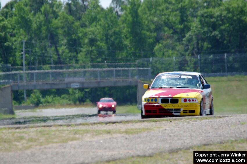 Dirty Side Down Racing BMW 325i