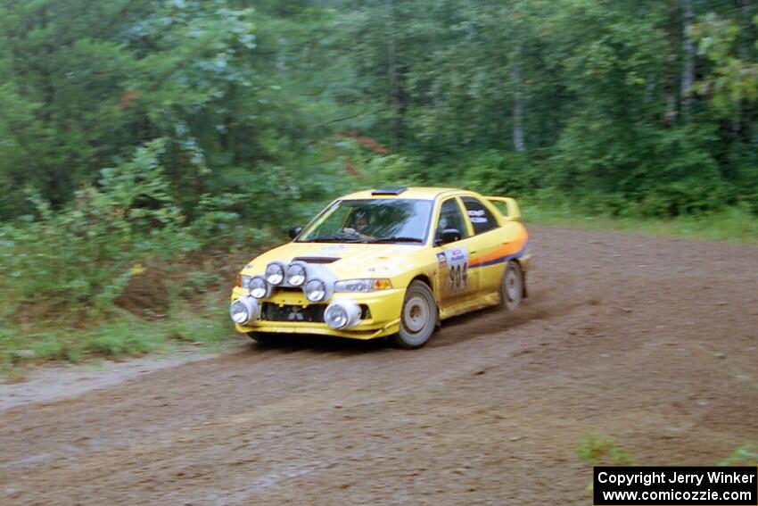 John Drislane / Declan Hegarty Mitsubishi Lancer Evo IV comes out of a 90-right on SS2 (Stump Lake).