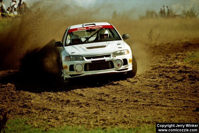 Paul Dunn / Rebecca Dunn Mitsubishi Lancer Evo IV on SS10 (NJK Ranch).