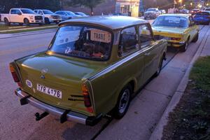 Trabant 601 and BMW 3.0 CSL